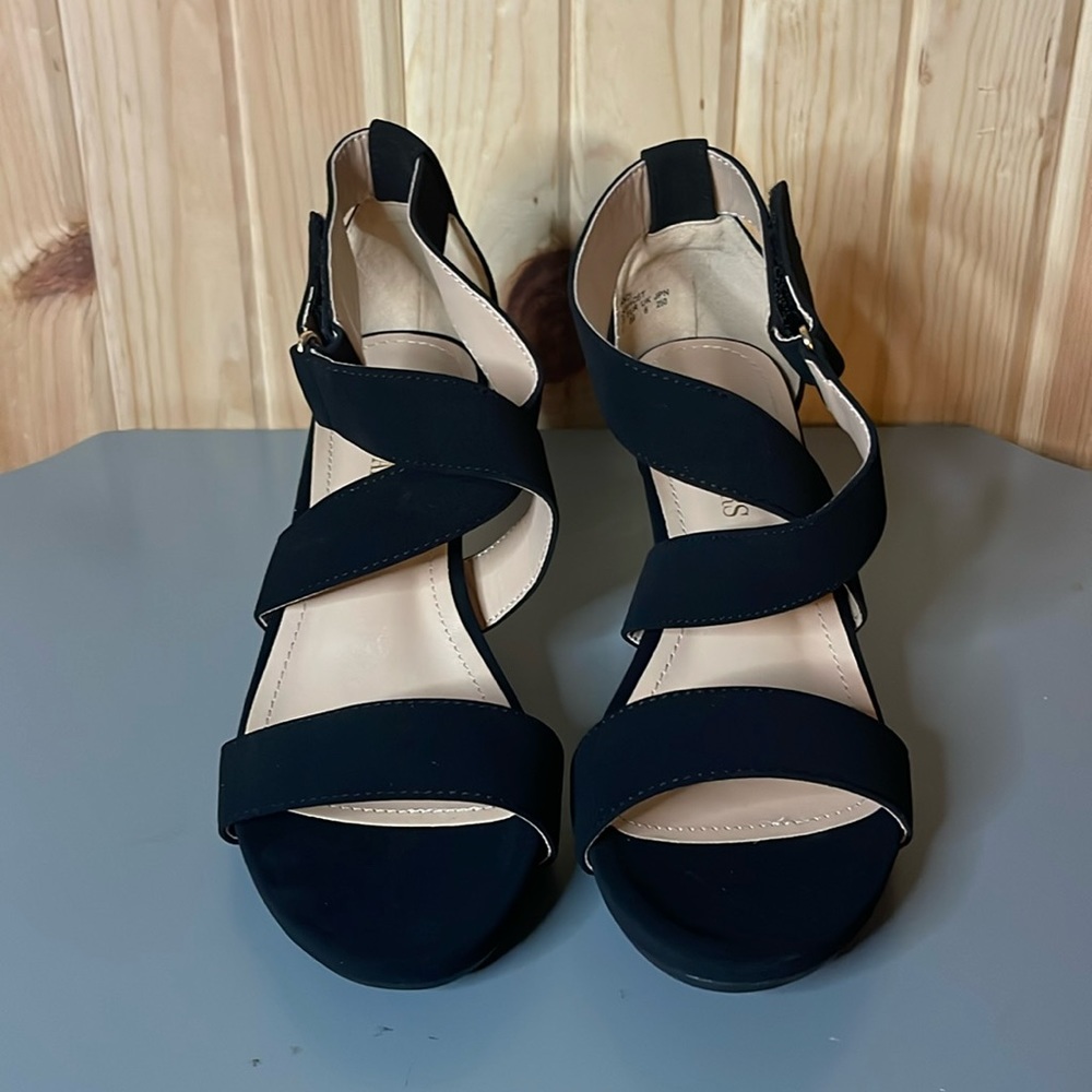 Black shoes with small wedge